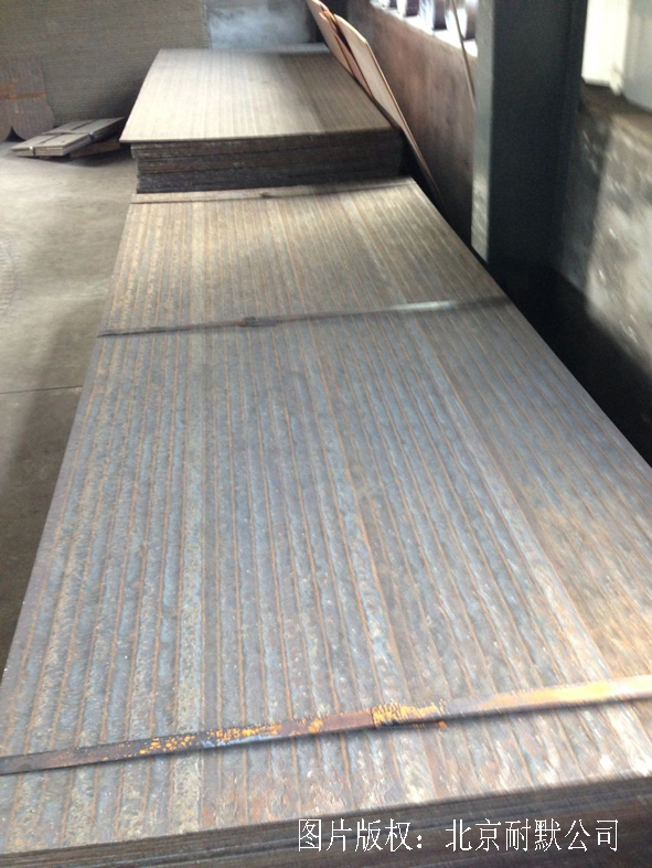 ������ĥ�ͺ�䓰�ĳߴ���1.4m*3m